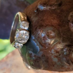 Silpada Retired R1171 Sterling Zirconia Ring Size 10 1/4